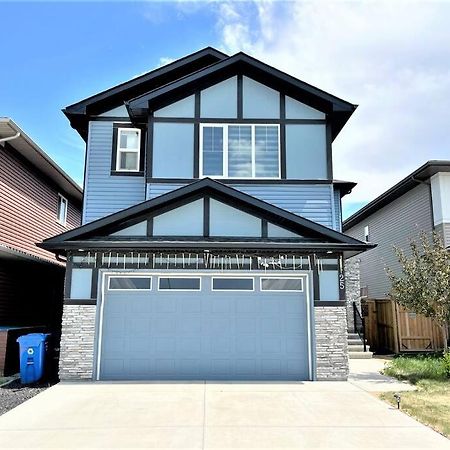 Luxury Retreat For Large Groups Vila YYC Exterior foto